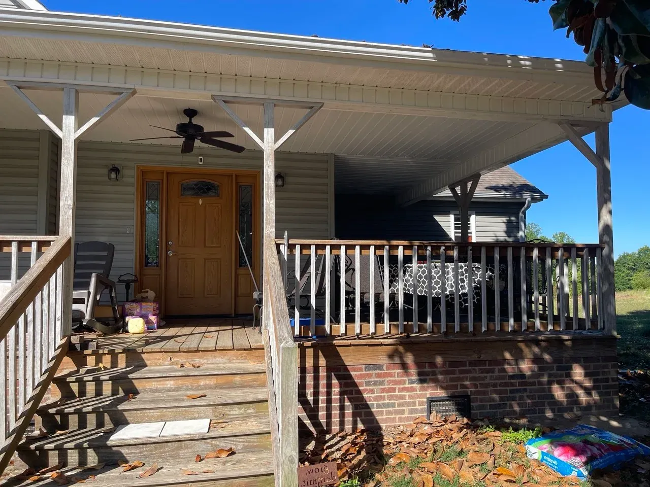 Front Porch Stairs and Rail starting-condition view