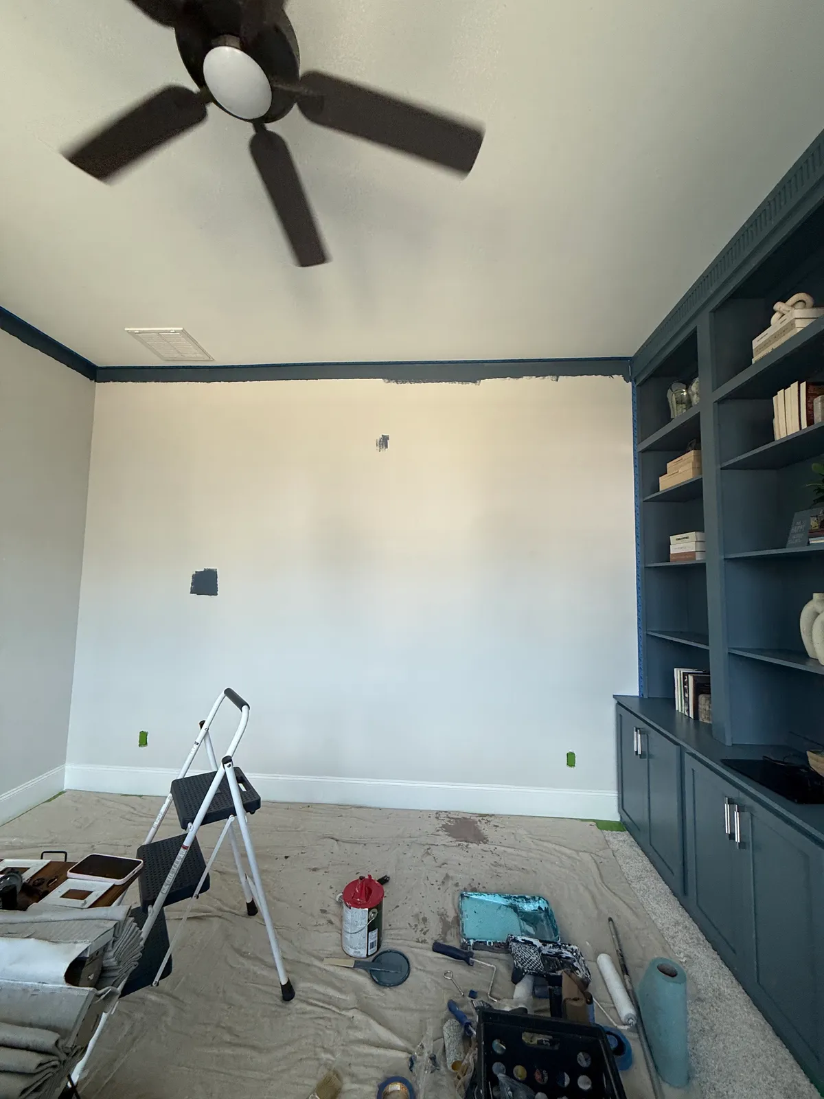 Home Office in Deep Navy starting-condition view